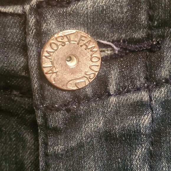 Almost Famous Distressed Mid Rise Jeans - Picture 8 of 10